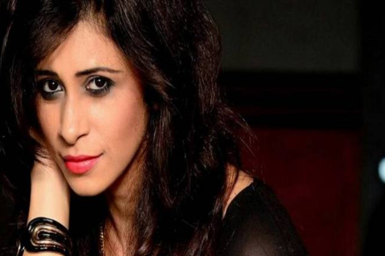 When Kishwer Merchant TEASED an on-going controversy in style..!