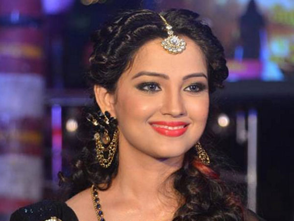 Adaa Khan to play glamorous ‘bahu’ on TV special
