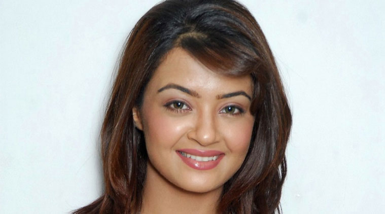 After ‘Haq Se’, Surveen Chawla roped in for another digital series