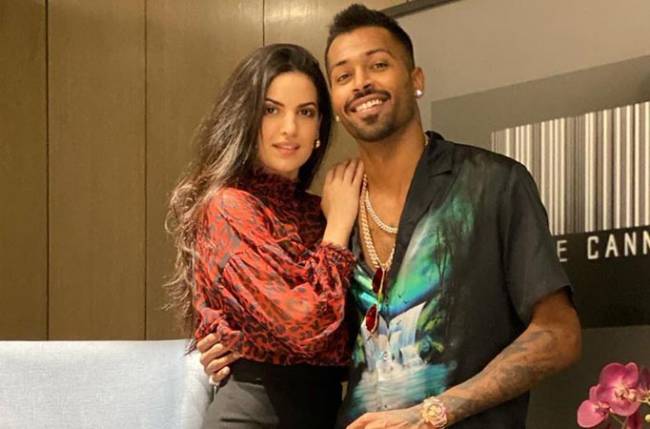 Fans request Hardik Pandya’s fiancee Natasa Stankovic to stay home, but we know she is following the rules