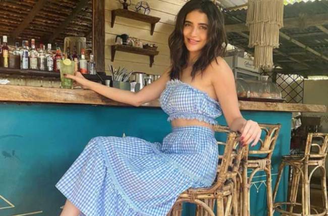 Karishma Tanna Birthday Party: Suzzanne Khan, Ekta Kapoor, Guru Randhawa, Urvashi Rautela slay in the most fashionable outfits