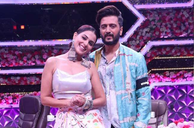 Riteish Deshmukh had to touch Genelia Deshmukh’s feet eight times as a part of their wedding ceremony, revealed on Super Dancer – Chapter 4